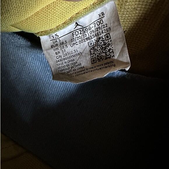 Size 7.5 - Air Jordan 1 Retro OG High Reverse Laney Womens - Picture 9 of 9